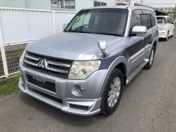 Used Mitsubishi PAJERO Used Mitsubishi PAJERO