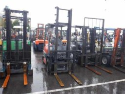 Used Toyota FORKLIFT