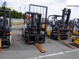 Used Nissan Forklift