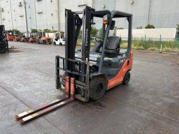 Used Toyota FORKLIFT
