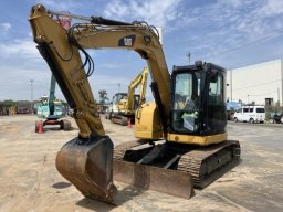 Used CAT EXCAVATOR