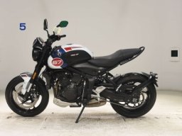 Used TRIUMPH Bike